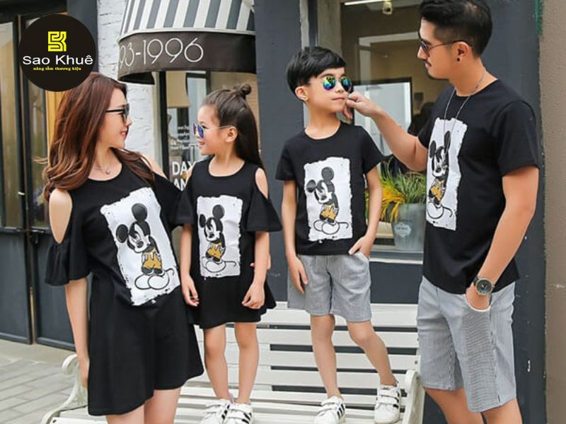 Đồng phục gia đình mùa hè