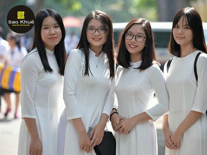 Áo dài nữ sinh cấp 3