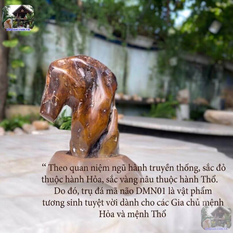 Trụ đá mã não tự nhiên DMN01 - Vật phẩm phong thủy cho người mệnh Hỏa và mệnh Thổ Trụ đá mã não tự nhiên DMN01 - Vật phẩm phong thủy cho người mệnh Hỏa và mệnh Thổ