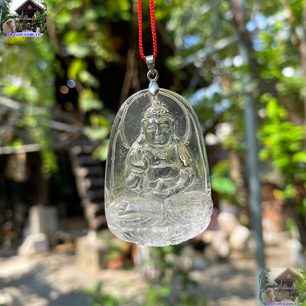 Mặt Phật A Di Đà đá thạch anh trắng (20g) tự nhiên - MPTAT04 Mặt Phật A Di Đà đá thạch anh trắng (20g) tự nhiên - MPTAT04