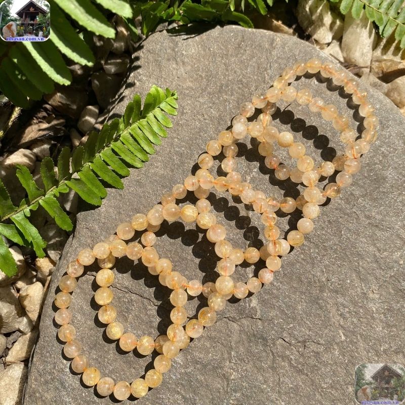 Khi được bao bọc bởi thạch anh, tần số rung động sinh học của các sợi Rutile được khuếch đại lên gấp nhiều lần Khi được bao bọc bởi thạch anh, tần số rung động sinh học của các sợi Rutile được khuếch đại lên gấp nhiều lần