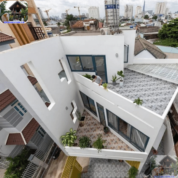 Nhà bị cắt góc khiến cho khí khó lưu thông Nhà bị cắt góc khiến cho khí khó lưu thông