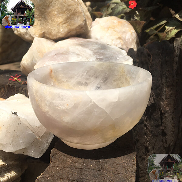 Năng lượng trong bát lan tỏa rất mạnh mẽ Năng lượng trong bát lan tỏa rất mạnh mẽ