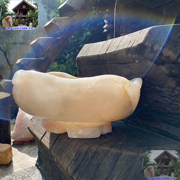 Nhà Sàn Tây Nguyên chuyên cung cấp bát thả hoa đá tự nhiên Nhà Sàn Tây Nguyên chuyên cung cấp bát thả hoa đá tự nhiên