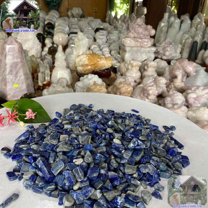 Lapis lazuli được cho là có thể giúp tăng cường khả năng giao tiếp Lapis lazuli được cho là có thể giúp tăng cường khả năng giao tiếp