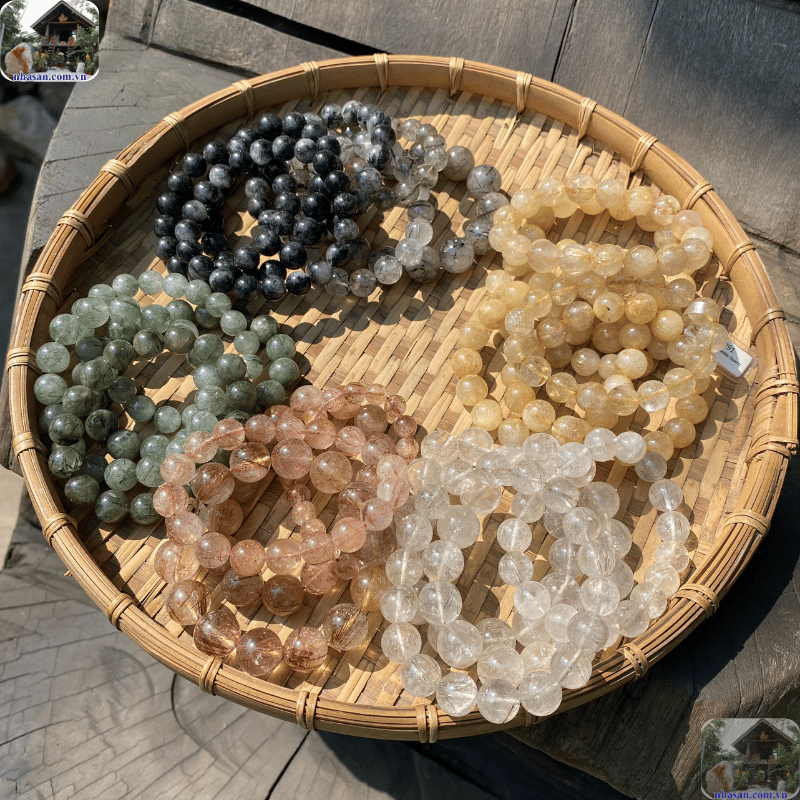 Các sợi tóc rutile giúp khuếch đại năng lượng của thạch anh, mang đến khả năng bảo vệ Các sợi tóc rutile giúp khuếch đại năng lượng của thạch anh, mang đến khả năng bảo vệ