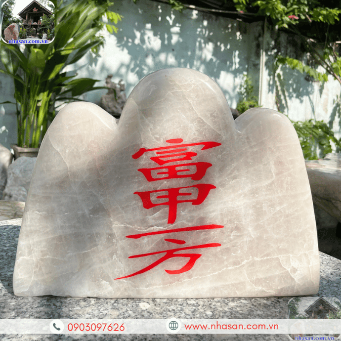 Thái sơn thạch cảm đương có nhiều hình dáng Thái sơn thạch cảm đương có nhiều hình dáng