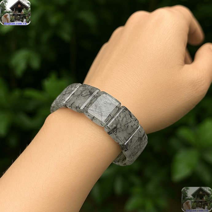 Chọn đsung size vòng tay sẽ đem lại cảm giác thoải mái khi đeo Chọn đsung size vòng tay sẽ đem lại cảm giác thoải mái khi đeo