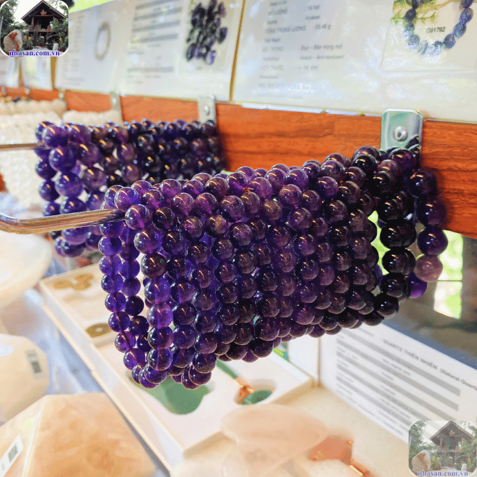 Vòng quá chật sẽ gây cảm giác bí bách, khó chịu Vòng quá chật sẽ gây cảm giác bí bách, khó chịu