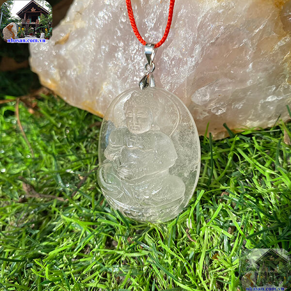 Luôn giữ mặt Phật được sạch sẽ, bảo quản cẩn thận Luôn giữ mặt Phật được sạch sẽ, bảo quản cẩn thận