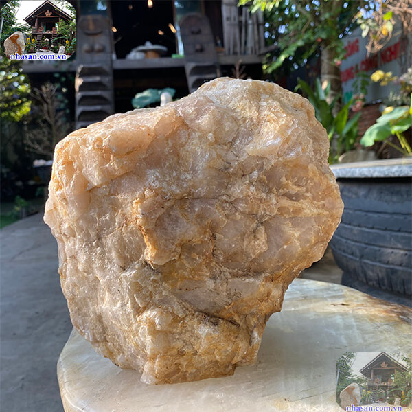 Làm sạch giúp cho đá nạp năng lượng Làm sạch giúp cho đá nạp năng lượng