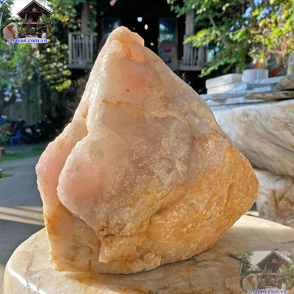 Cách làm sạch đá thô giúp thanh tẩy và nạp năng lượng đá Cách làm sạch đá thô giúp thanh tẩy và nạp năng lượng đá