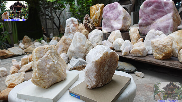 Đá thạch anh có chỉ số năng lượng đạt trung bình trên 10.000 bovis Đá thạch anh có chỉ số năng lượng đạt trung bình trên 10.000 bovis