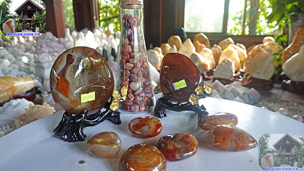 Cách trừ âm khí trong phòng ngủ bằng đá mã não Cách trừ âm khí trong phòng ngủ bằng đá mã não