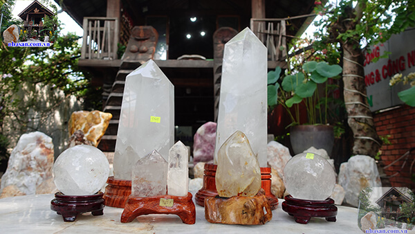 Được chế tác thành các vật phẩm phong thủy khác nhau Được chế tác thành các vật phẩm phong thủy khác nhau