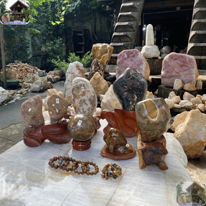 Gỗ hóa thạch là món quà ý nghĩa, mong muốn người nhận có sức khỏe, tài lộc Gỗ hóa thạch là món quà ý nghĩa, mong muốn người nhận có sức khỏe, tài lộc