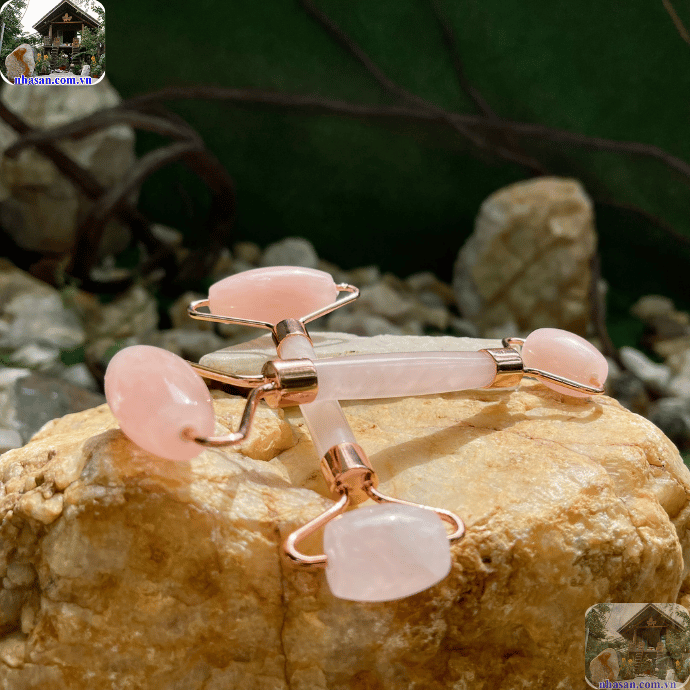 Cây lăn mặt bằng đá thạch anh hồng tự nhiên Cây lăn mặt bằng đá thạch anh hồng tự nhiên