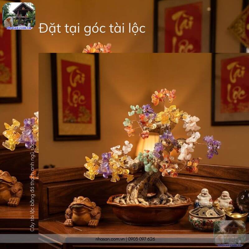 Trưng bày cây tài lộc bằng đá thạch anh ngũ sắc phong thủy tại góc tài lộc cùng các linh vật Trưng bày cây tài lộc bằng đá thạch anh ngũ sắc phong thủy tại góc tài lộc cùng các linh vật