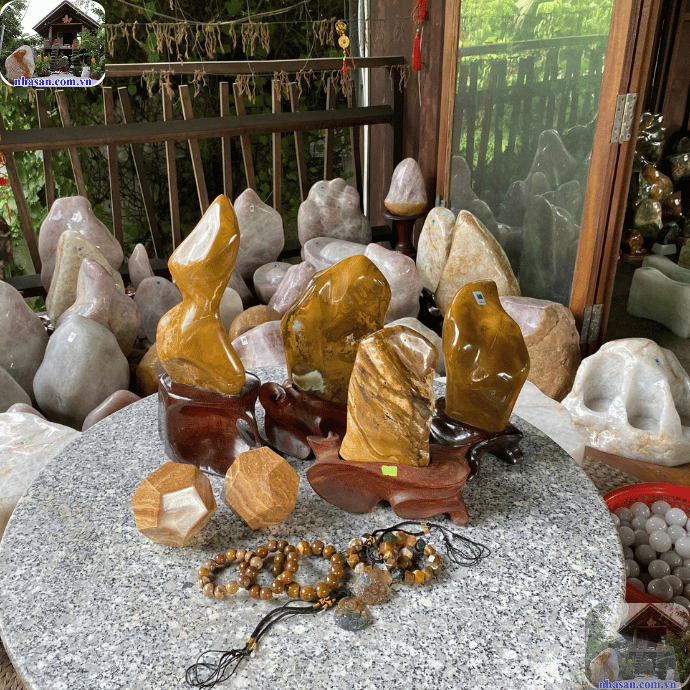 Chalcedony được ứng dụng nhiều trong đời sống và phong thủy Chalcedony được ứng dụng nhiều trong đời sống và phong thủy