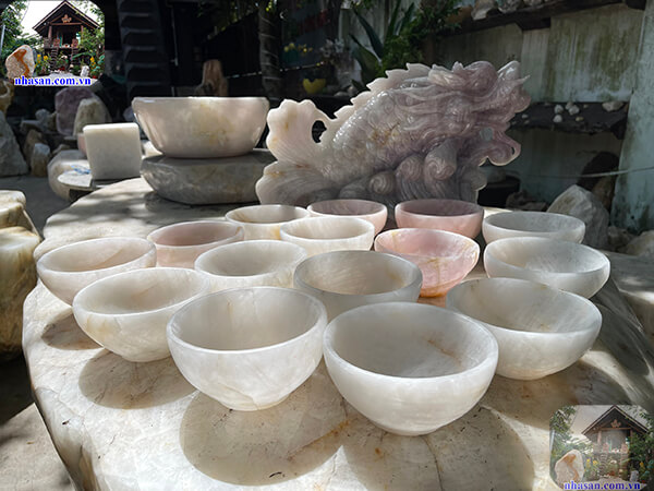 Chén đá thạch anh giúp kích hoạt năng lượng dương  Chén đá thạch anh giúp kích hoạt năng lượng dương