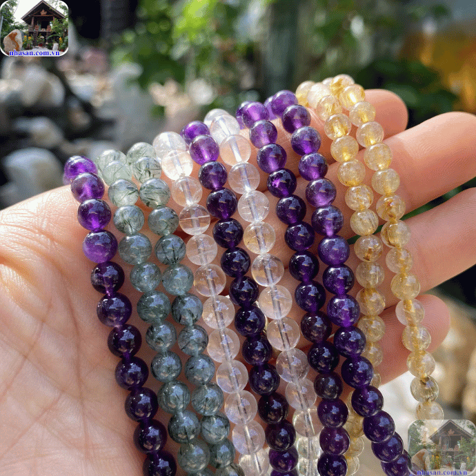 Chọn vòng cổ phù hợp với mệnh của bạn là điều cực kỳ quan trọng Chọn vòng cổ phù hợp với mệnh của bạn là điều cực kỳ quan trọng