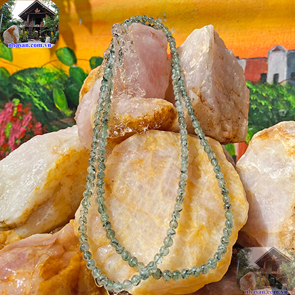 Trang sức có thiết kế đơn giản, thanh lịch, phù hợp với mọi đối tượng Trang sức có thiết kế đơn giản, thanh lịch, phù hợp với mọi đối tượng