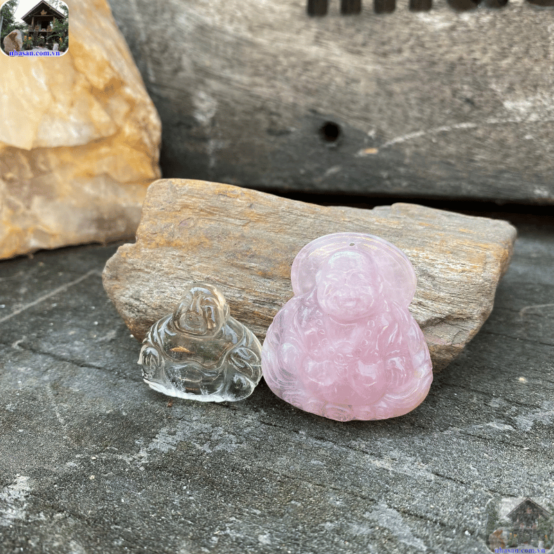 Để giữ mặt Phật luôn tinh khiết và phát huy công dụng, hãy thanh tẩy định kỳ bằng nước sạch  Để giữ mặt Phật luôn tinh khiết và phát huy công dụng, hãy thanh tẩy định kỳ bằng nước sạch