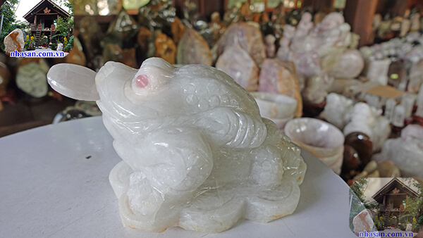 Cóc thiềm thừ đá thạch anh trắng Cóc thiềm thừ đá thạch anh trắng