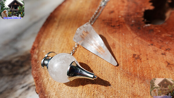 Con lắc cảm xạ đá thạch anh trắng Con lắc cảm xạ đá thạch anh trắng