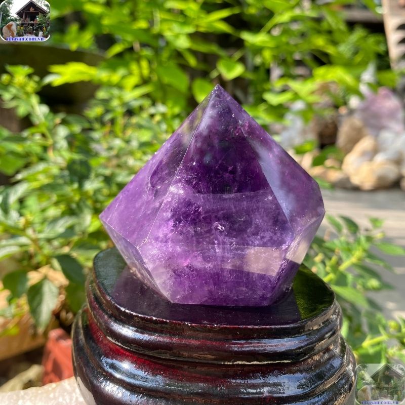 Đá thạch anh tím giúp kích hoạt trực giác Đá thạch anh tím giúp kích hoạt trực giác