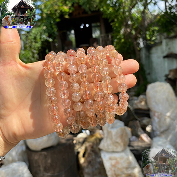 Công dụng thạch anh tóc đỏ cũng có lợi cho tài vận Công dụng thạch anh tóc đỏ cũng có lợi cho tài vận