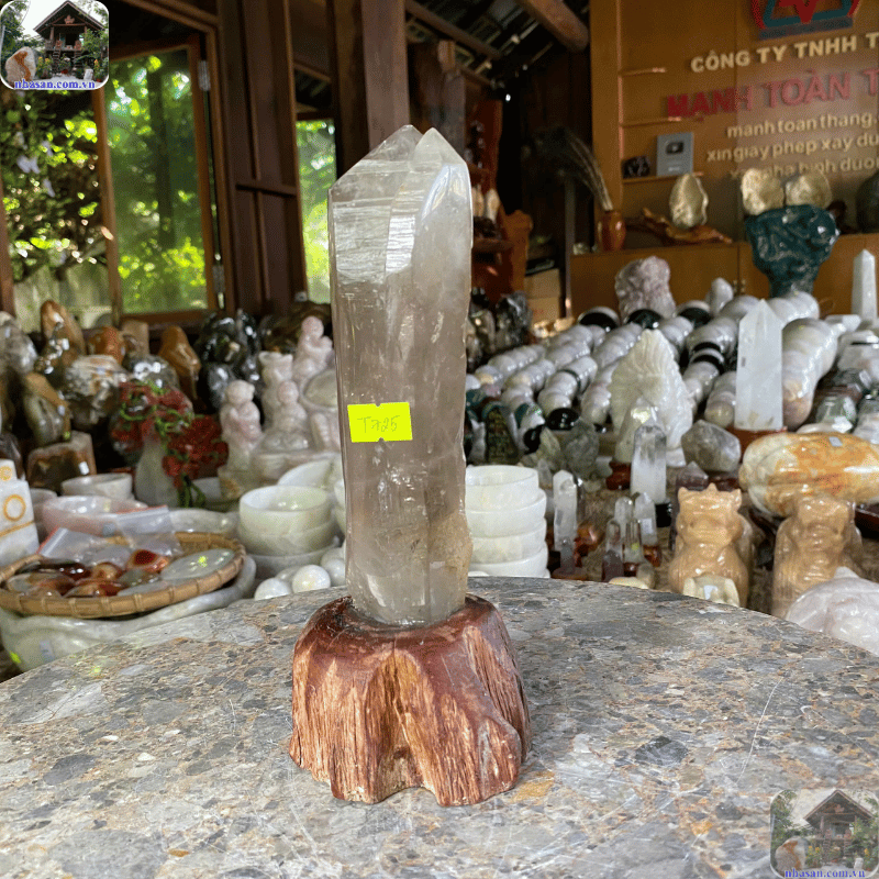 Mỗi loại đá đều có tần số rung động riêng Mỗi loại đá đều có tần số rung động riêng