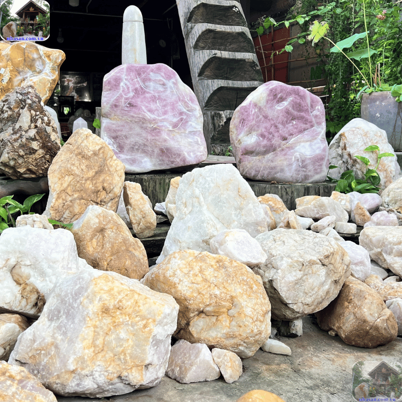 Sử dụng vật phẩm phong thủy phù hợp với bản mệnh có thể giúp hóa giải những điều không may Sử dụng vật phẩm phong thủy phù hợp với bản mệnh có thể giúp hóa giải những điều không may