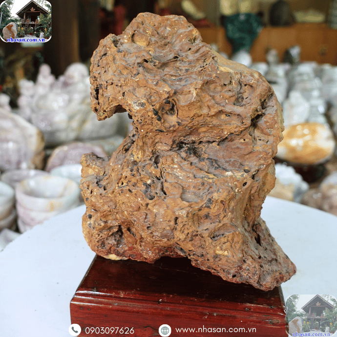 Độ cứng của đá đạt từ 6.5 - 7 mohs Độ cứng của đá đạt từ 6.5 - 7 mohs