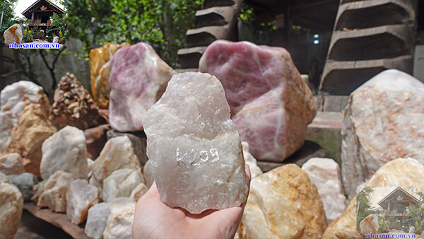 Đá chặn giấy thạch anh hồng thô tự nhiên Đá chặn giấy thạch anh hồng thô tự nhiên