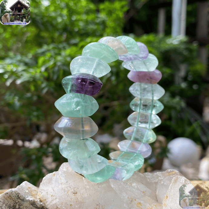 Có thể thấy mệnh nào cũng thích hợp để sử dụng đá flourite Có thể thấy mệnh nào cũng thích hợp để sử dụng đá flourite