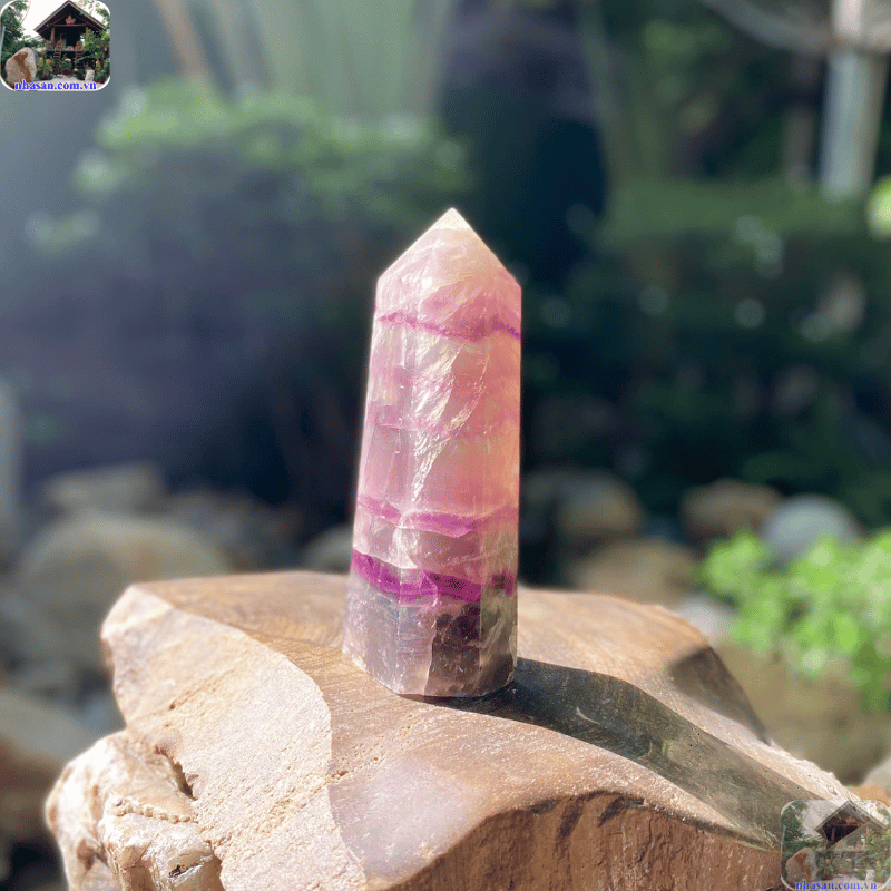 Việc lựa chọn giữa đá Fluorite và thạch anh không có câu trả lời tuyệt đối mà phụ thuộc vào nhu cầu và mục đích Việc lựa chọn giữa đá Fluorite và thạch anh không có câu trả lời tuyệt đối mà phụ thuộc vào nhu cầu và mục đích