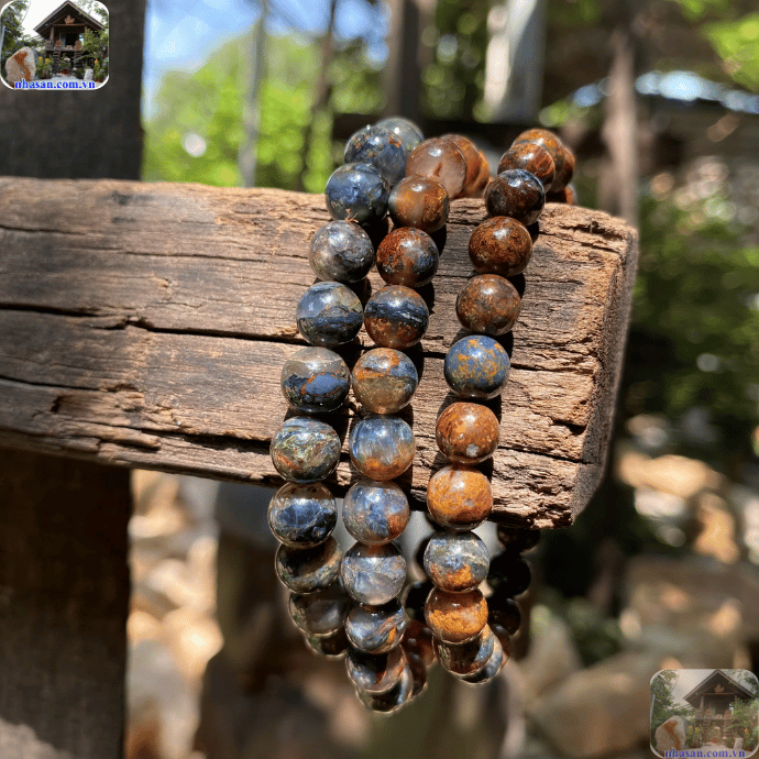 Đa dạng với các tông màu xanh, vàng, nâu và đỏ Đa dạng với các tông màu xanh, vàng, nâu và đỏ