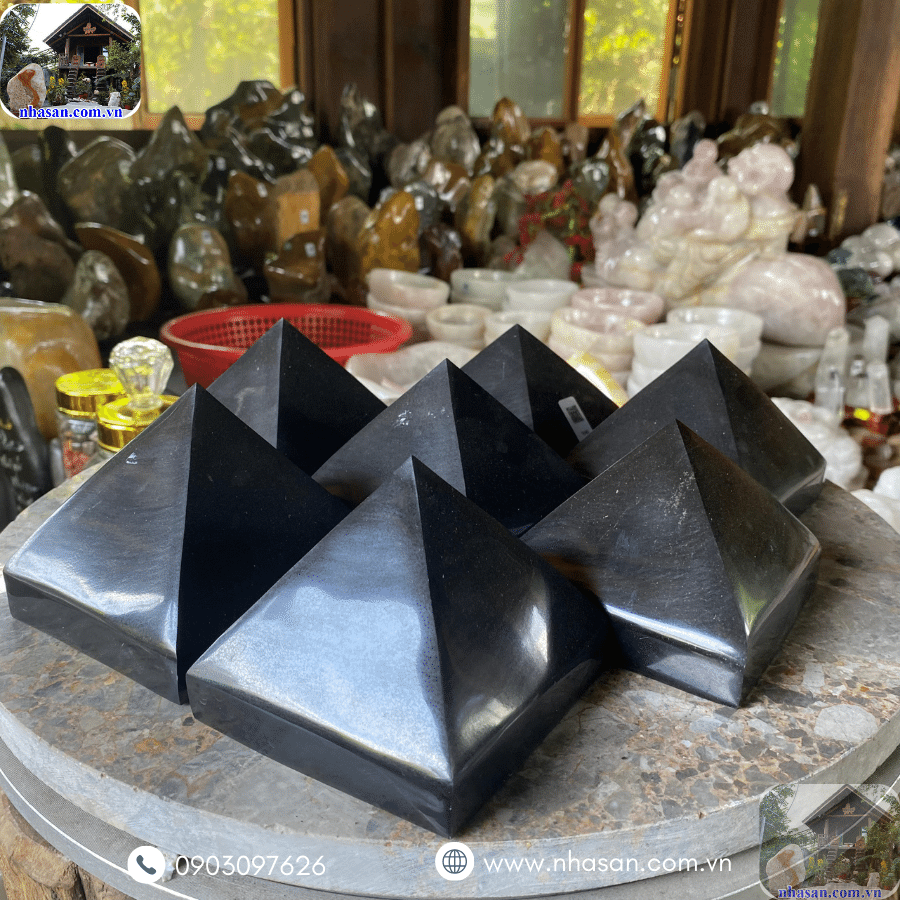 Khoáng vật được chế tác đa dạng các loại vật phẩm phong thủy Khoáng vật được chế tác đa dạng các loại vật phẩm phong thủy