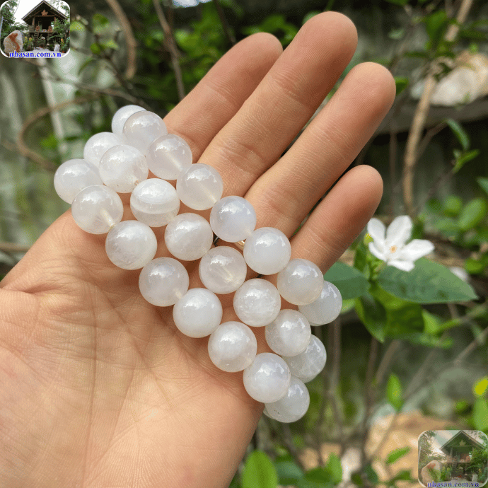 Đá mã não trắng có tác dụng gì trong phong thủy và sức khỏe? Đá mã não trắng có tác dụng gì trong phong thủy và sức khỏe?