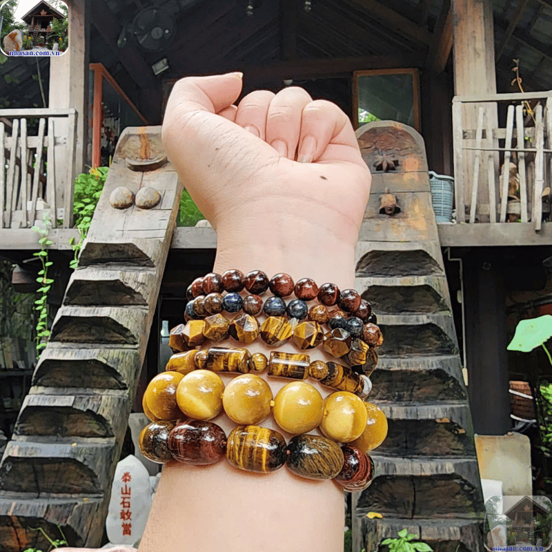 Người mệnh Thổ và mệnh Kim là hai mệnh có nhiều lựa chọn nhất khi đeo đá mắt hổ hợp mệnh gì Người mệnh Thổ và mệnh Kim là hai mệnh có nhiều lựa chọn nhất khi đeo đá mắt hổ hợp mệnh gì