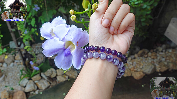 Vòng tay đá thạch anh tự nhiên Vòng tay đá thạch anh tự nhiên