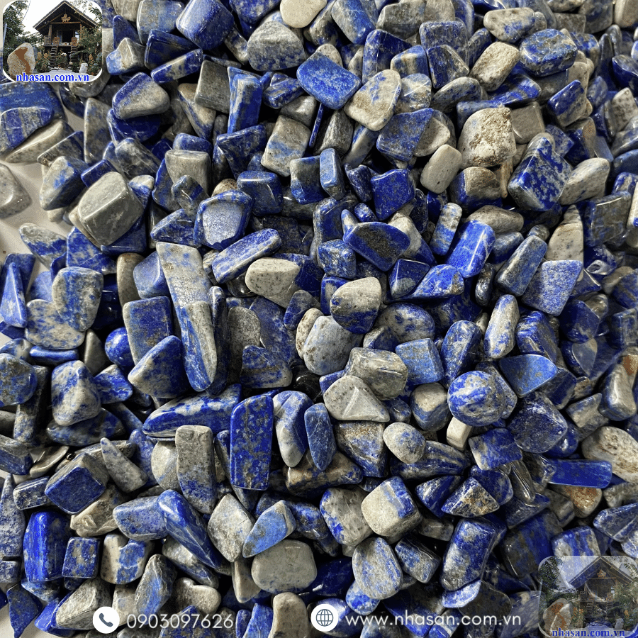 Ngọc lưu ly xanh còn được biết đến với tên gọi Lapis Lazuli Ngọc lưu ly xanh còn được biết đến với tên gọi Lapis Lazuli