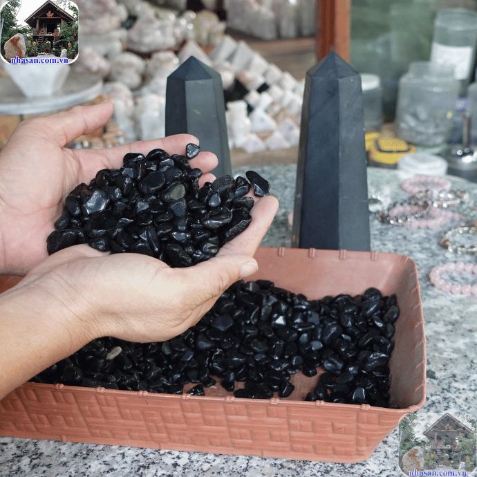 Đá Obsidian hợp mệnh nào trong ngũ hành phong thuỷ? Đá Obsidian hợp mệnh nào trong ngũ hành phong thuỷ?