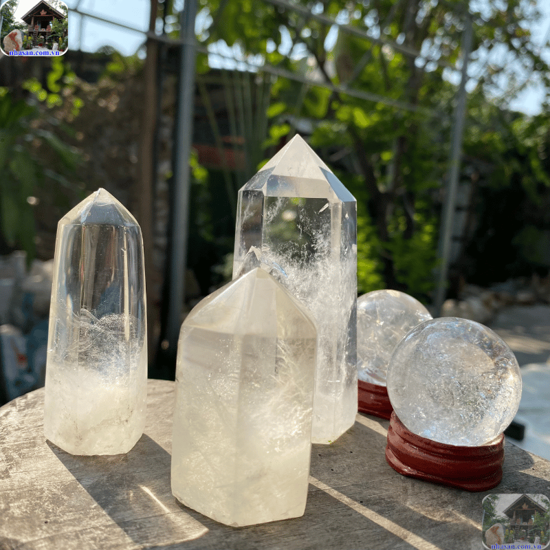 Đá phong thủy có khả năng hấp thụ và chuyển hóa năng lượng tiêu cực sang tích cực Đá phong thủy có khả năng hấp thụ và chuyển hóa năng lượng tiêu cực sang tích cực