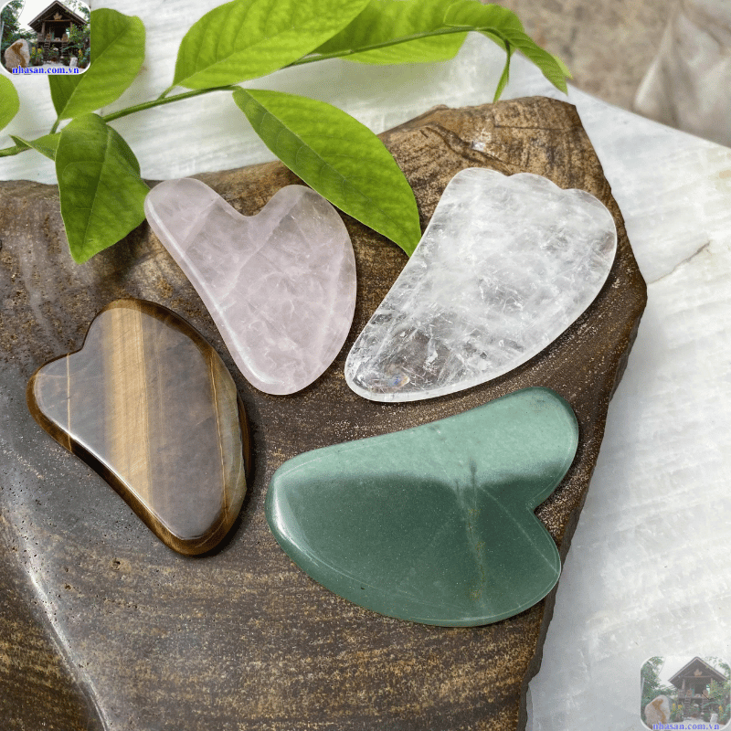 Đá phong thủy tự nhiên có cấu trúc tinh thể ổn định, chứa đựng nguồn năng lượng tích cực Đá phong thủy tự nhiên có cấu trúc tinh thể ổn định, chứa đựng nguồn năng lượng tích cực