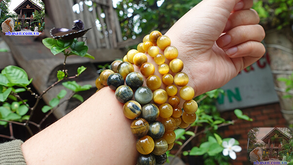 Vòng tay đá mắt hổ tự nhiên Vòng tay đá mắt hổ tự nhiên