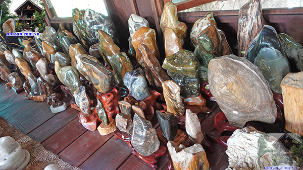 Các trụ đá phong thủy giúp xua đuổi âm khí Các trụ đá phong thủy giúp xua đuổi âm khí