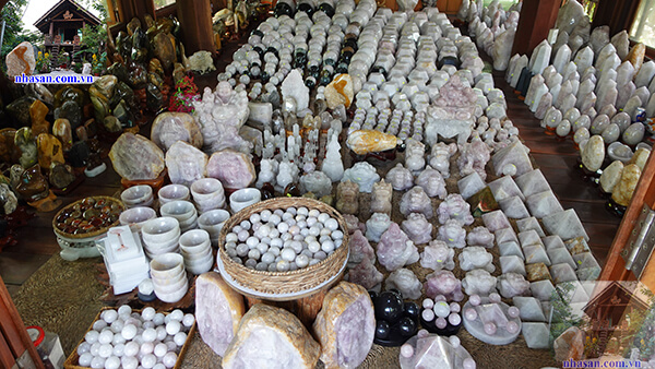 Đá thạch anh hấp thụ nguồn năng lượng tinh túy của đất trời Đá thạch anh hấp thụ nguồn năng lượng tinh túy của đất trời