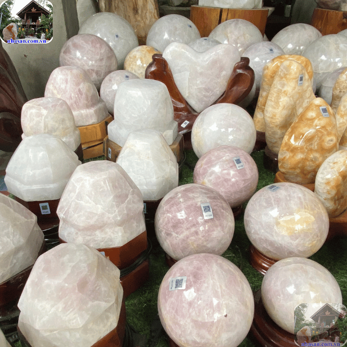Đá thạch anh có giá trị không là thắc mắc chung của rất nhiều người Đá thạch anh có giá trị không là thắc mắc chung của rất nhiều người
